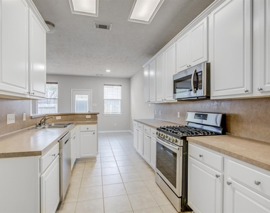 58 S Burberry Park Circle - Photo Thumbnail 9
