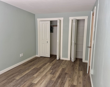 473 Maple - Photo Thumbnail 11