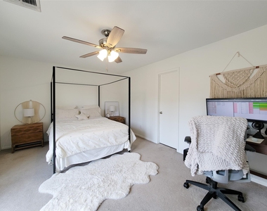 755 Bering Drive - Photo Thumbnail 17
