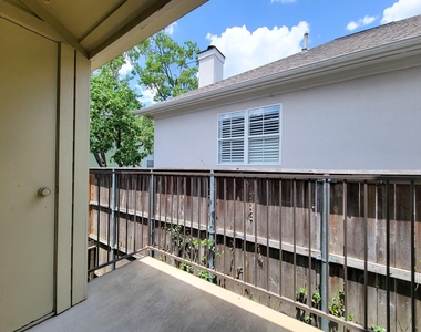 755 Bering Drive - Photo Thumbnail 33