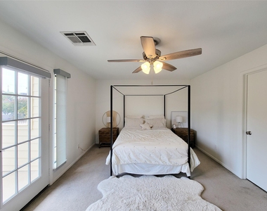 755 Bering Drive - Photo Thumbnail 16