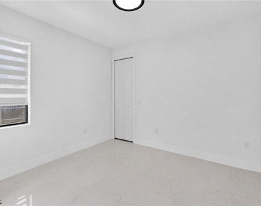414 Highland Avenue - Photo Thumbnail 9