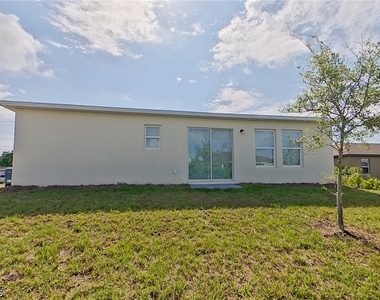 4020 Garden Boulevard - Photo Thumbnail 18