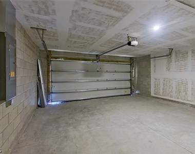 4020 Garden Boulevard - Photo Thumbnail 17