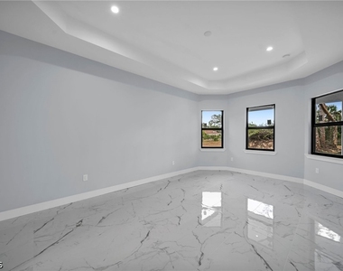 3018 19th Street W - Photo Thumbnail 17