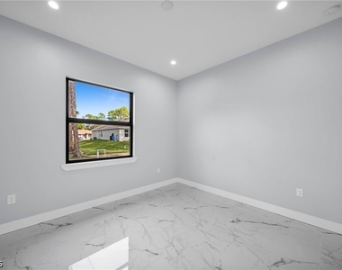 3018 19th Street W - Photo Thumbnail 13