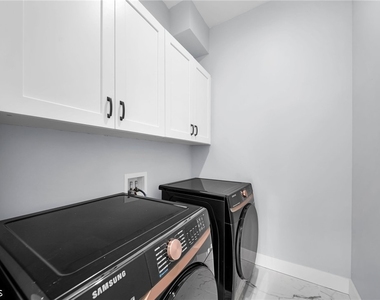 3018 19th Street W - Photo Thumbnail 10