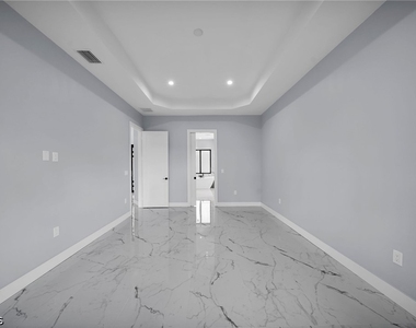 3018 19th Street W - Photo Thumbnail 18
