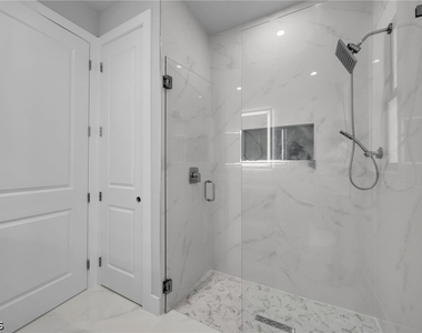 436 Nw 38th Avenue - Photo Thumbnail 33