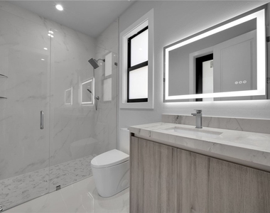 436 Nw 38th Avenue - Photo Thumbnail 29