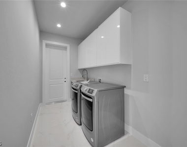 436 Nw 38th Avenue - Photo Thumbnail 35