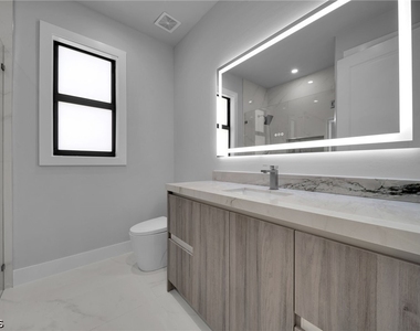 436 Nw 38th Avenue - Photo Thumbnail 31