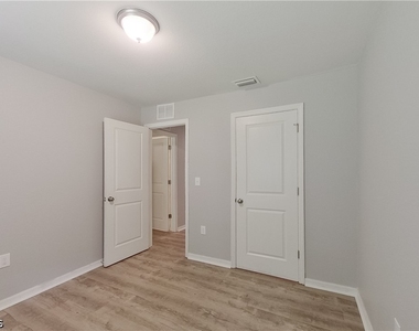 947 Grant Boulevard - Photo Thumbnail 20