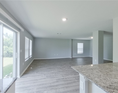 947 Grant Boulevard - Photo Thumbnail 10