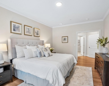 74 Rockingham - Photo Thumbnail 13