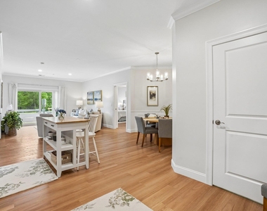 74 Rockingham - Photo Thumbnail 5