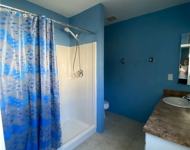 5478 Thomas Street - Photo Thumbnail 16
