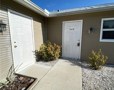 5478 Thomas Street - Photo Thumbnail 2