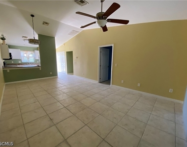 5478 Thomas Street - Photo Thumbnail 7
