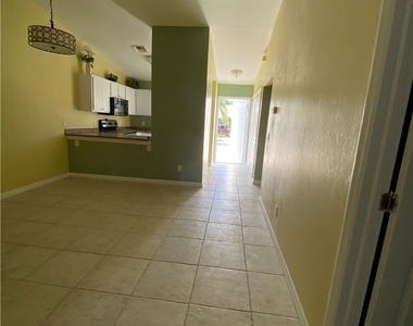 5478 Thomas Street - Photo Thumbnail 4