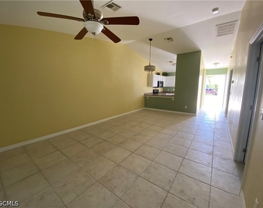 5478 Thomas Street - Photo Thumbnail 8
