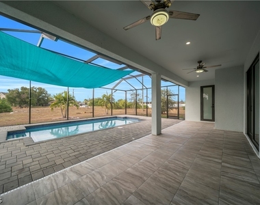 24 Chiquita Boulevard S - Photo Thumbnail 18