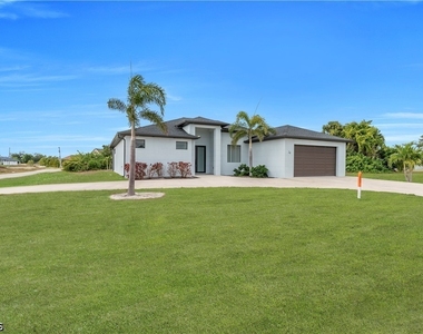 24 Chiquita Boulevard S - Photo Thumbnail 20