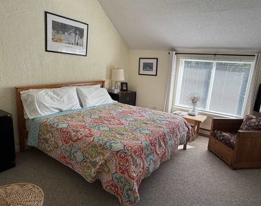 22 Emerson - Photo Thumbnail 8
