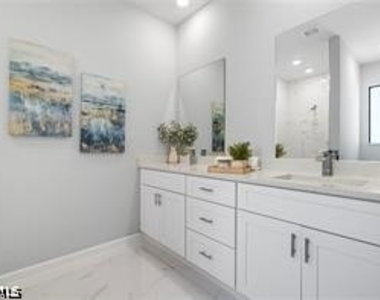 2716 Diplomat Parkway W - Photo Thumbnail 18
