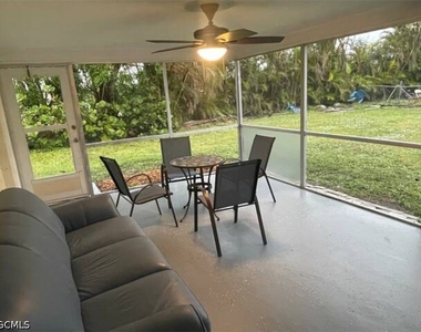 335 Tarpon Drive - Photo Thumbnail 12