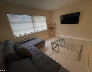 335 Tarpon Drive - Photo Thumbnail 8
