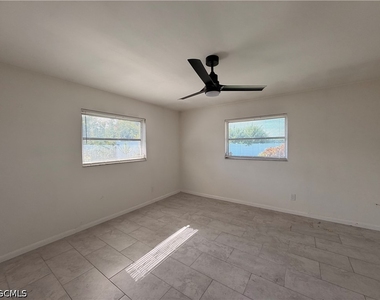334 Se 47th Terrace - Photo Thumbnail 19