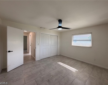 334 Se 47th Terrace - Photo Thumbnail 24