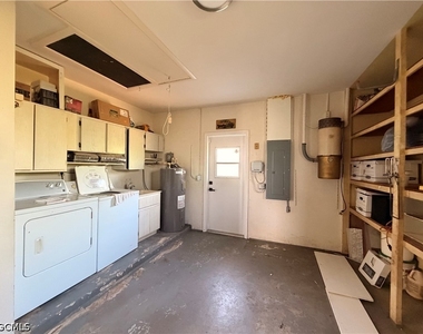 334 Se 47th Terrace - Photo Thumbnail 6