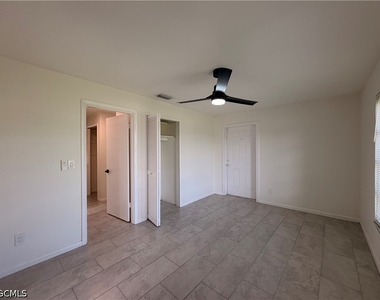 334 Se 47th Terrace - Photo Thumbnail 18