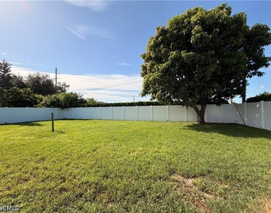 334 Se 47th Terrace - Photo Thumbnail 32