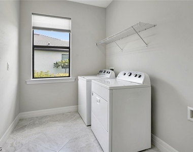11752 Bowes Circle - Photo Thumbnail 28