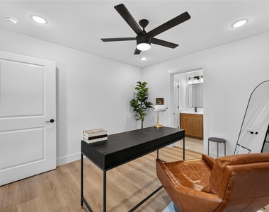 316 Walthall - Photo Thumbnail 8