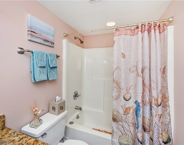 5255 Coronado Parkway - Photo Thumbnail 8