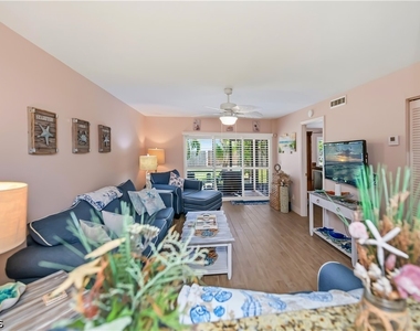 5255 Coronado Parkway - Photo Thumbnail 3