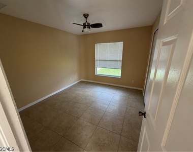905 Sw 8th Court - Photo Thumbnail 8