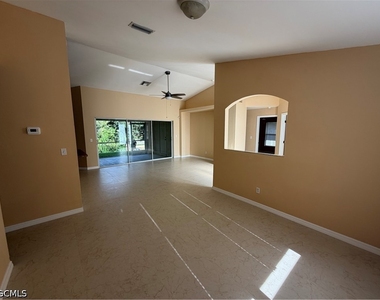 905 Sw 8th Court - Photo Thumbnail 25