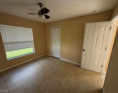 905 Sw 8th Court - Photo Thumbnail 9