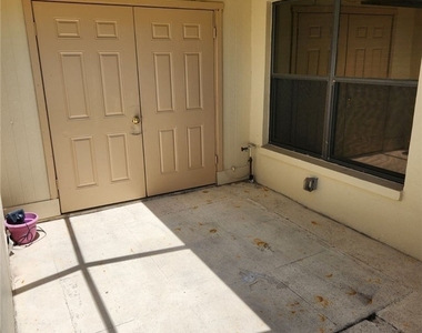 6160 Principia Drive - Photo Thumbnail 2