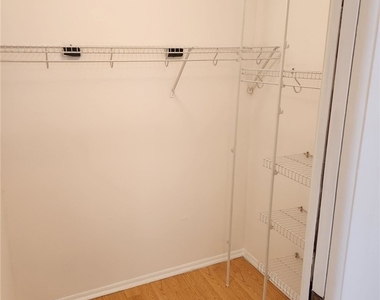 6160 Principia Drive - Photo Thumbnail 14
