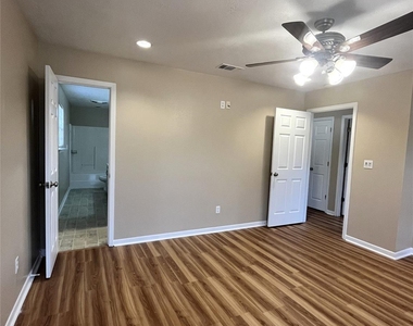 59 W Oak Drive - Photo Thumbnail 13