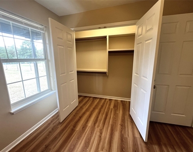 59 W Oak Drive - Photo Thumbnail 17