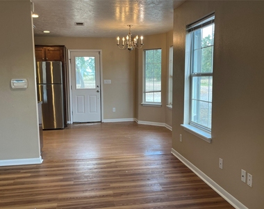59 W Oak Drive - Photo Thumbnail 7