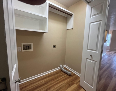 59 W Oak Drive - Photo Thumbnail 26