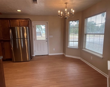59 W Oak Drive - Photo Thumbnail 9